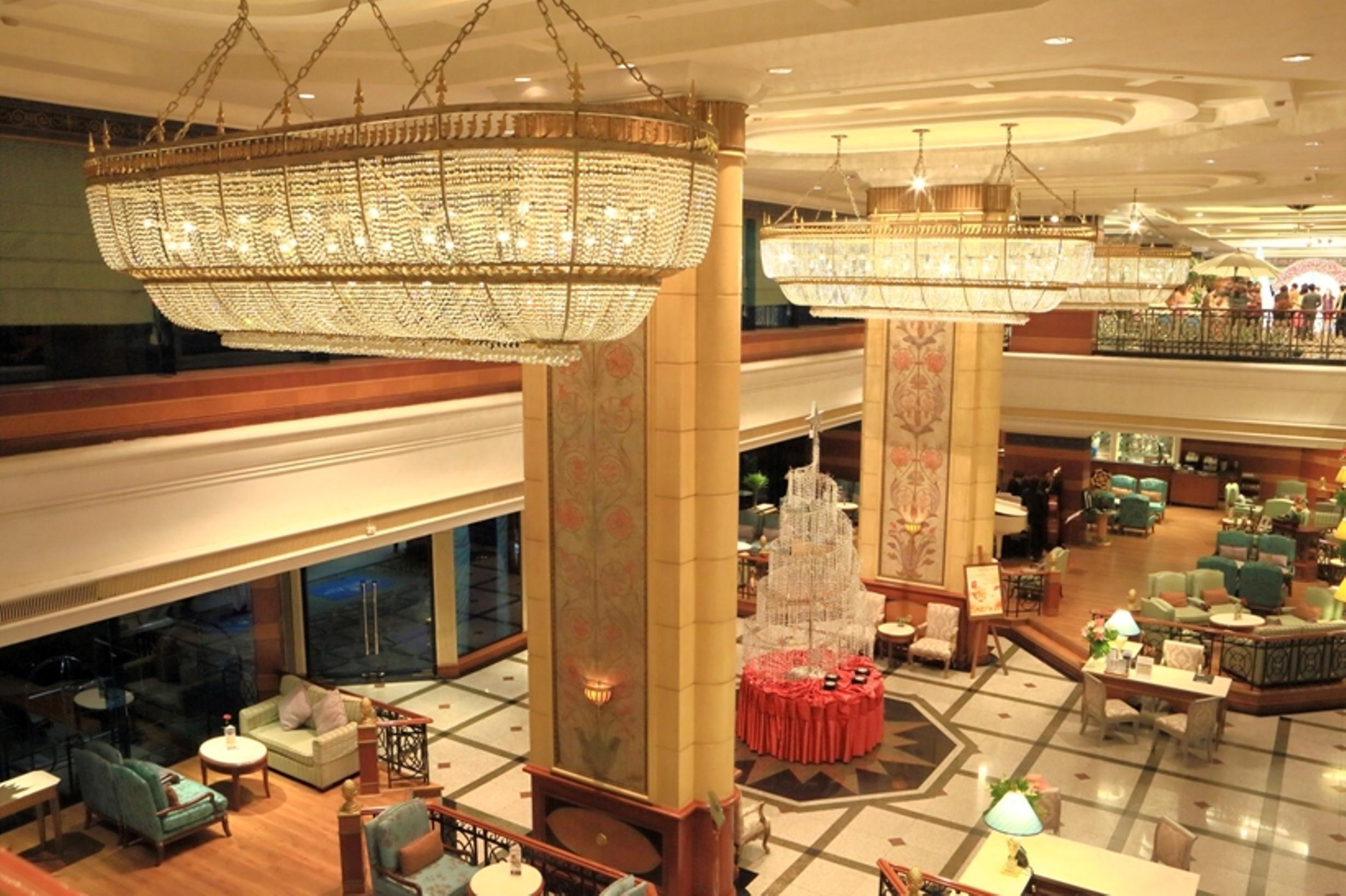 Golden Tulip Sovereign Hotel Bangkok Extérieur photo