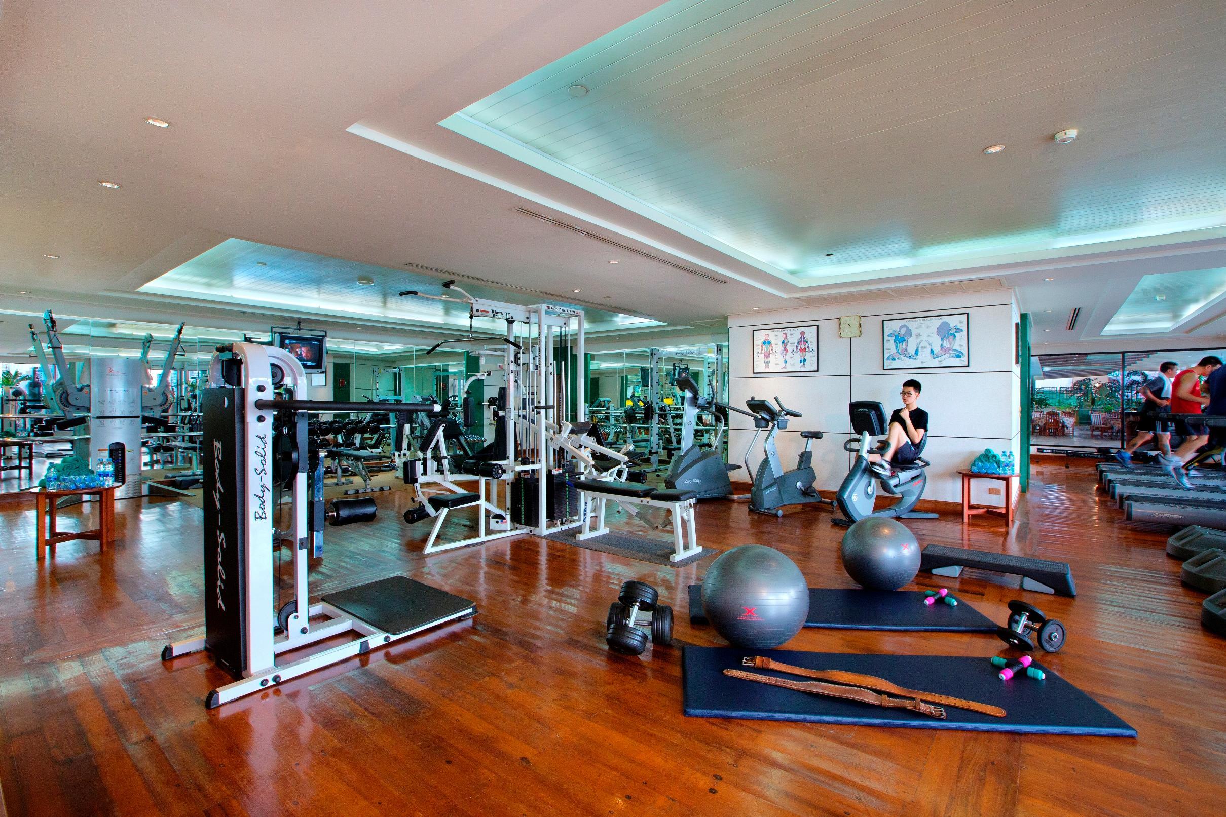 Golden Tulip Sovereign Hotel Bangkok Extérieur photo