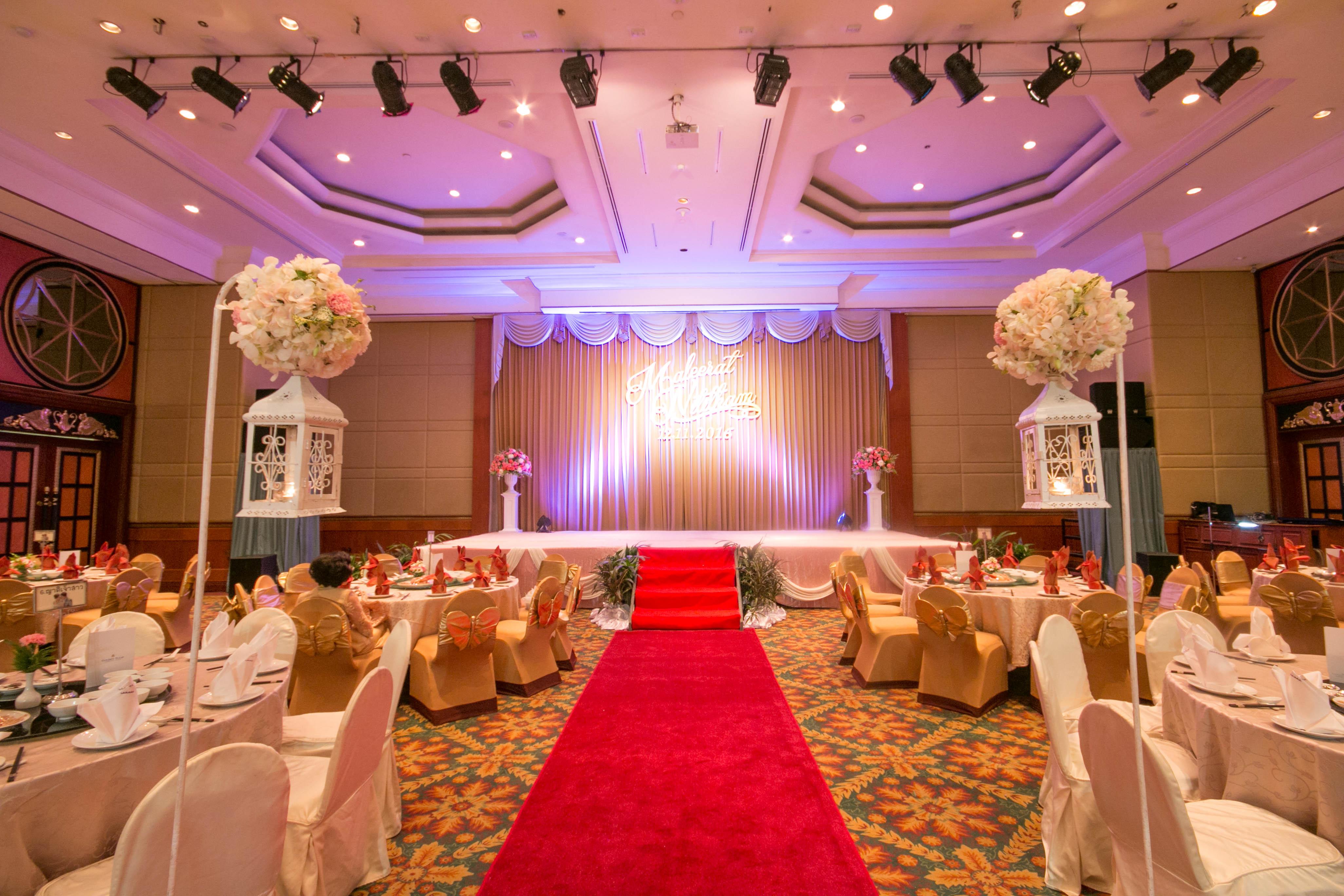 Golden Tulip Sovereign Hotel Bangkok Extérieur photo