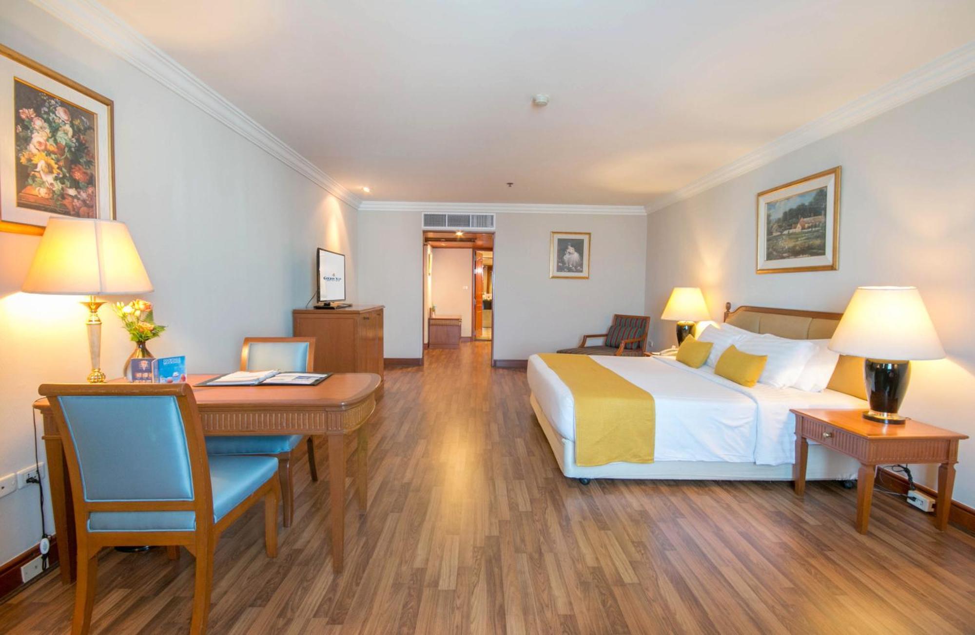 Golden Tulip Sovereign Hotel Bangkok Extérieur photo